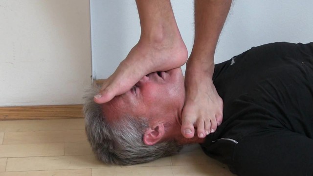 Luke V Trampling With Trainers And Barefoot HD